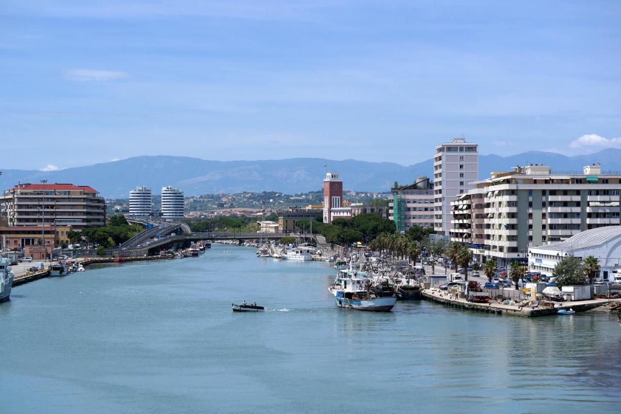 Ferienwohnung Due Passi Dal Mare Pescara Exterior foto